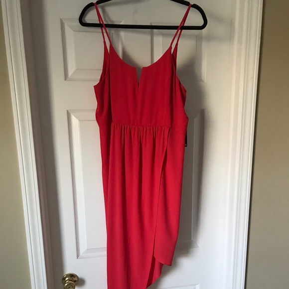 Angled coral dress - Picture 2 of 3